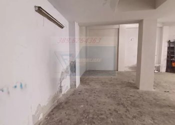 interno - Box Via Trapani, Siracusa - foto 12
