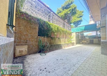 Casa indipendente Fiumefreddo di Sicilia - foto 5