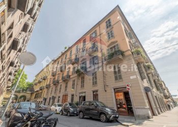 Bilocale via Massena, 3 
 Crocetta, Torino (zona Crocetta) - foto 1