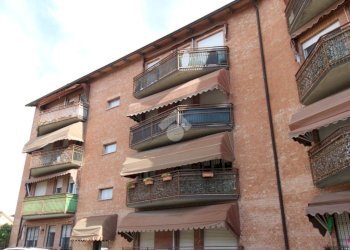 Trilocale Via Canale, Casalgrande - foto 1