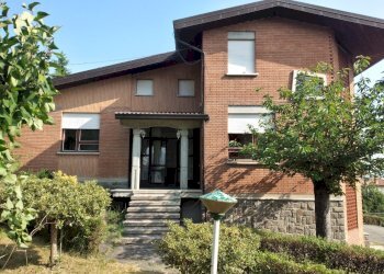 Casa indipendente Villa Minozzo - foto 1