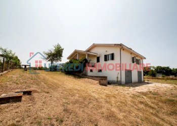 Appartamento Aprilia - foto 11