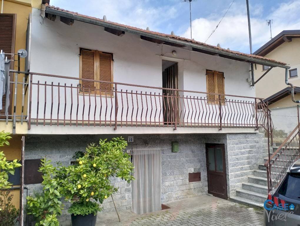 Casa indipendente Via Don Giuseppe Basso, 20, Cuneo - foto 2