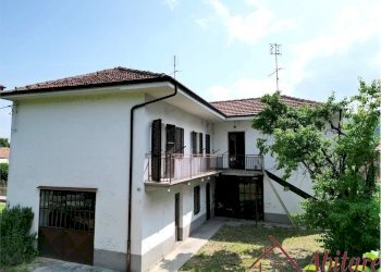 Casa indipendente Corso cortemilia, 135, Alba - foto 3