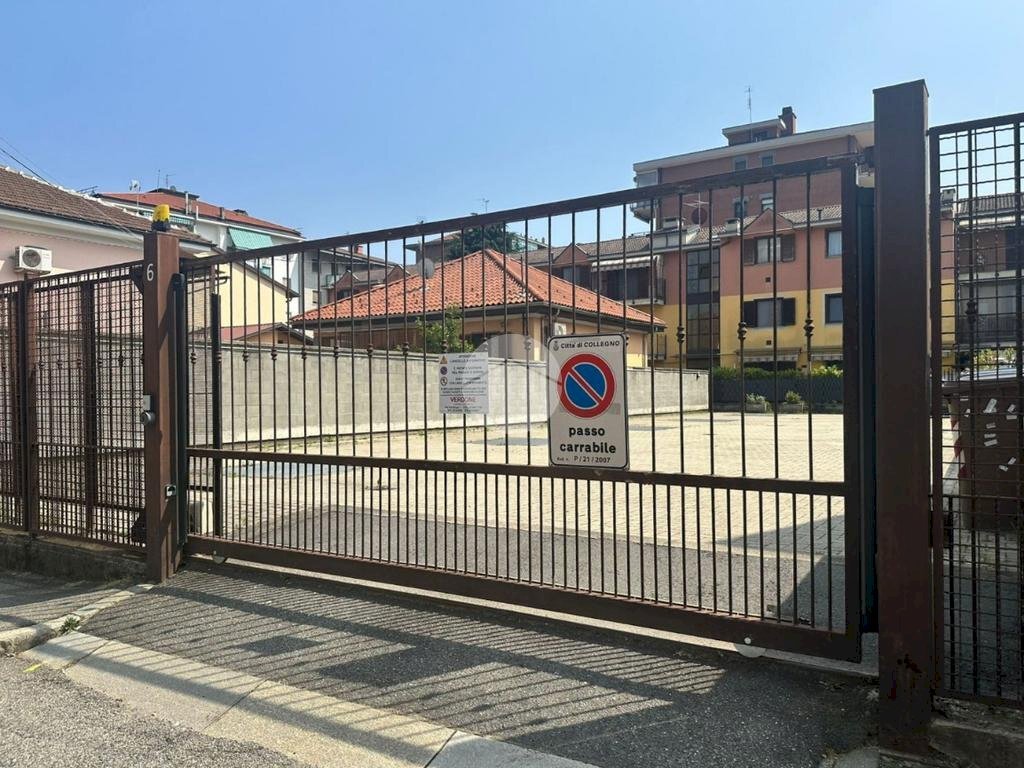Posto Auto Via Pintor Giaime, Collegno - foto 1