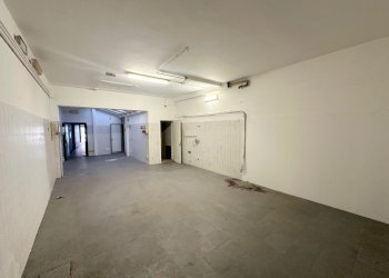 Negozio Castel San Pietro Terme - foto 12