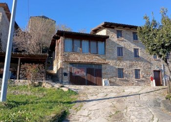 Independent house Bettola - photo 1