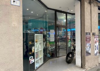 Negozio via San Donato, Bologna (zona San Donato) - foto 3