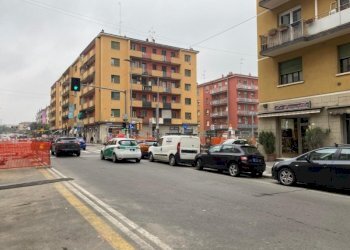 Negozio via San Donato, Bologna (zona San Donato) - foto 11