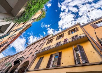 Attività Commerciale Ad.ze via Ugo Bassi, Bologna (zona Centro Storico) - foto 2