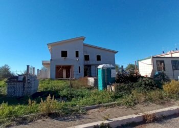 Villa Via Enrico De Nicola, Pomezia - photo 2