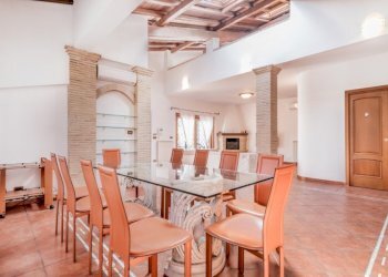 Villa Via di val Floriana, Roma (zona Infernetto) - foto 10