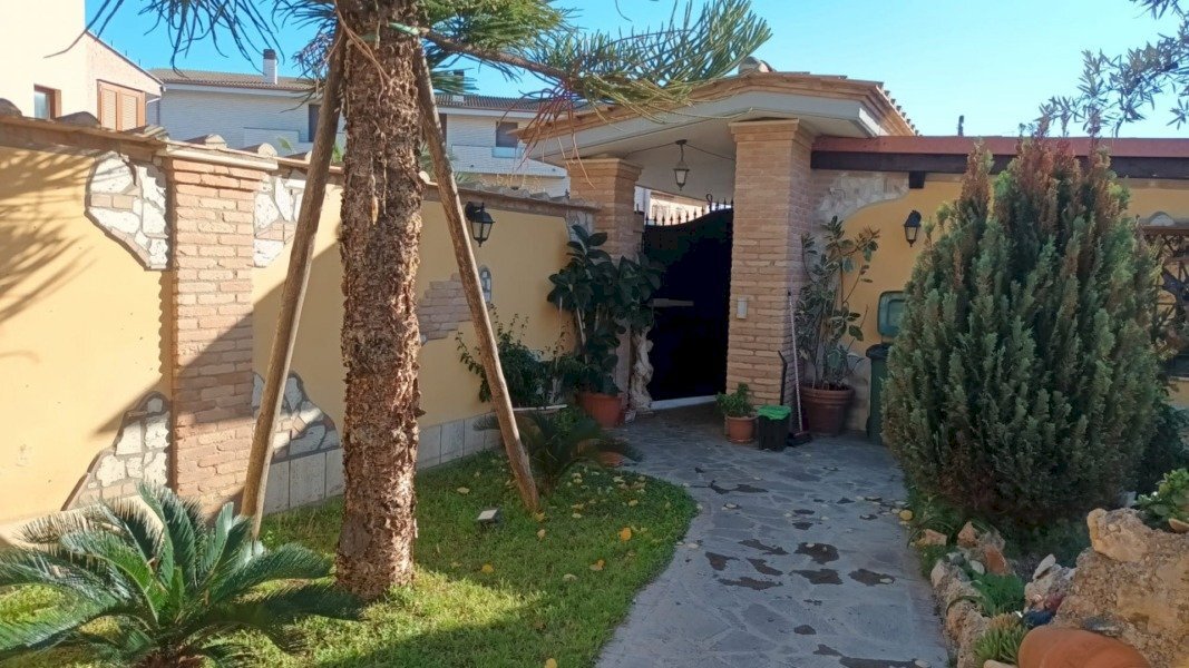 Villa via delle scuole, Fiumicino - photo 3