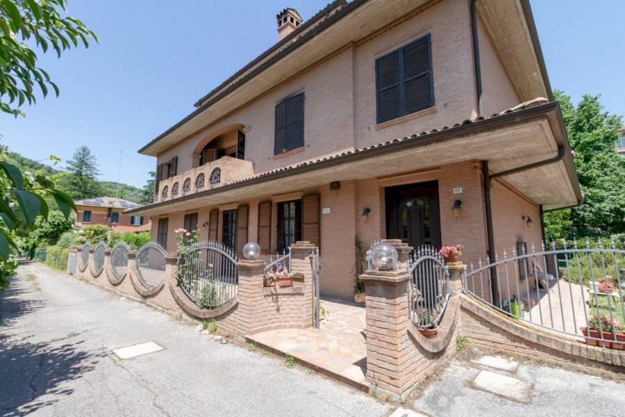 Villa via toscana, Bologna - photo 2