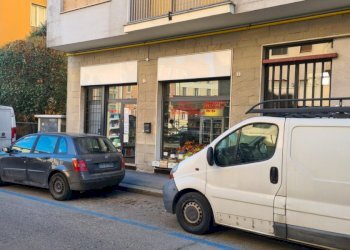 Negozio via Valdossola, Bologna (zona Costa Saragozza) - foto 1