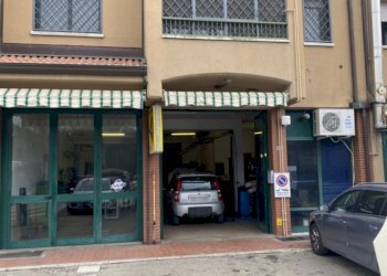 Laboratorio via andrea costa, Pianoro - foto 3