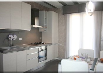 Bilocale Piazza dell'Unità, Bologna (zona Bolognina) - foto 2