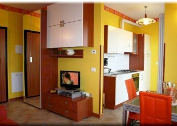 Bilocale via Ferruccio Parri, Bologna (zona Bolognina) - foto 3