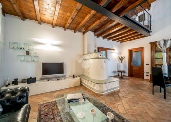 Independent house Via Corte, Viano - photo 23