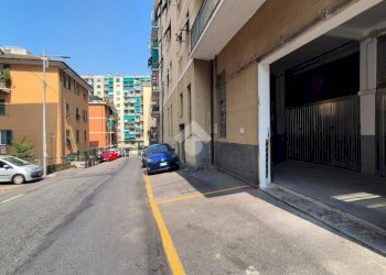 Box Via Giacomo Biga, Genova (neighborhood Marassi) - photo 1