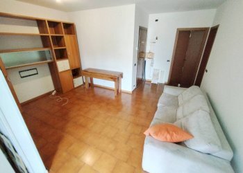 Salone - Trilocale via Luigi Capuana, 21, Rho - foto 3