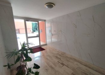 Interno palazzo - Trilocale via Claudio Varalli, 27, Bollate - foto 4
