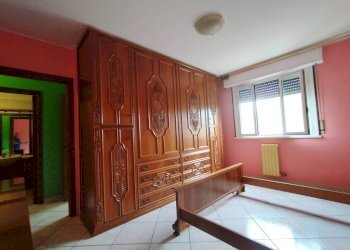 Camera da letto - Three-room apartment via Claudio Varalli, 27, Bollate - photo 38
