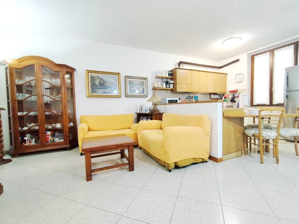 Salone - Three-room apartment via Porta Ronca, 8, Rho - photo 2