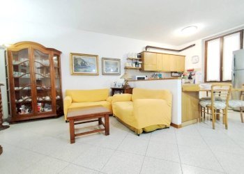 Salone - Three-room apartment via Porta Ronca, 8, Rho - photo 2
