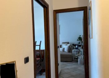 Corridoio - Trilocale via Lys, 37, Aosta - foto 4