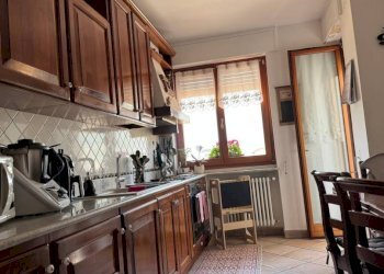 Cucina - Trilocale via Lys, 37, Aosta - foto 5