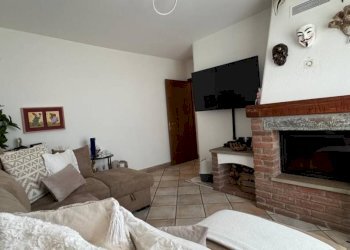 Salone - Trilocale via Lys, 37, Aosta - foto 10