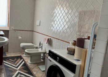 Bagno - Trilocale via Lys, 37, Aosta - foto 17