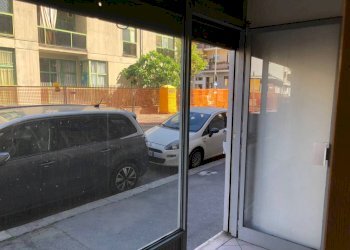 Interno non residenziale - Negozio via Alessandrina Ravizza, 3, Torino - foto 7