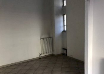 Interno non residenziale - Negozio via Alessandrina Ravizza, 3, Torino - foto 8