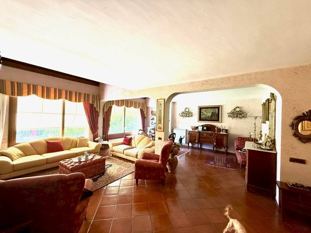 Salone - Villa via Lamberto Vignoli, Roma - foto 1