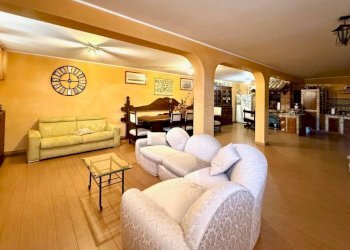 Salone - Villa via Lamberto Vignoli, Roma - foto 14