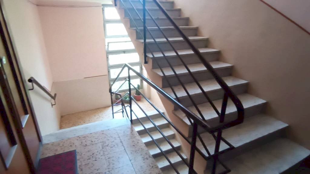 Interno palazzo - Trilocale via Torino, Aosta - foto 3