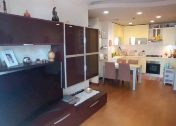 Salone - Trilocale via Torino, Aosta - foto 10