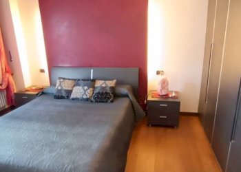 Camera da letto - Trilocale via Torino, Aosta - foto 24