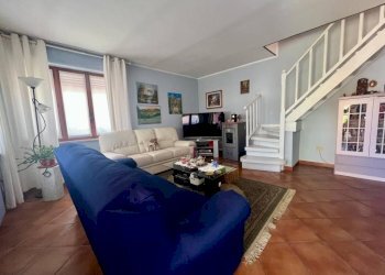 Salone - Villa a Schiera piazza Giuseppe Mazzini, 36, Borriana - foto 8