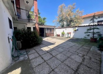 Cortile interno - Villa a Schiera piazza Giuseppe Mazzini, 36, Borriana - foto 26