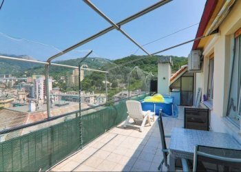 Terrazzo - Quadrilocale via Edera, Genova (zona Marassi) - foto 5