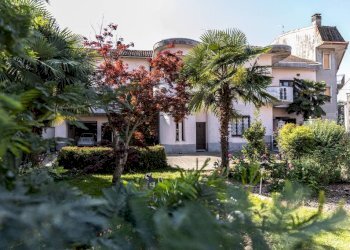 Giardino - Villa via Madonna delle Grazie, 46, Trecate - foto 1