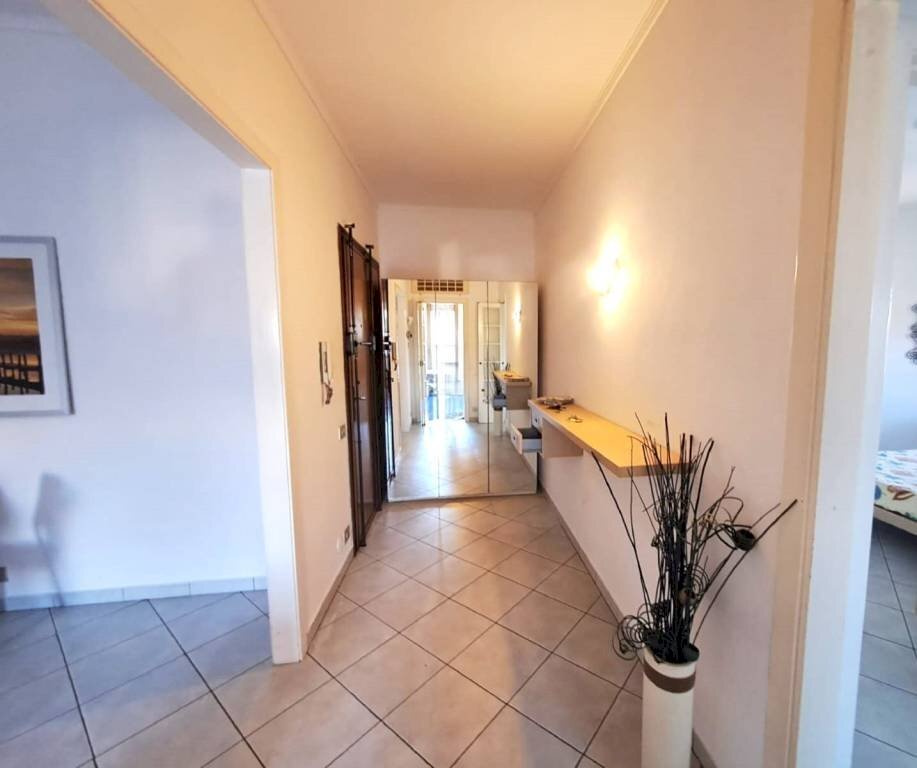 Corridoio - Trilocale via San Leonardo, Massa - foto 1