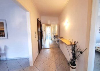 Corridoio - Trilocale via San Leonardo, Massa - foto 1