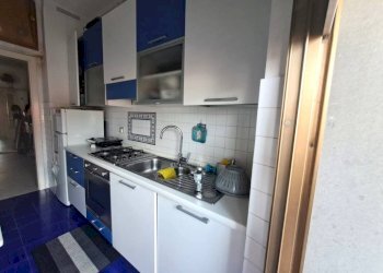 Cucina - Trilocale via San Leonardo, Massa - foto 4