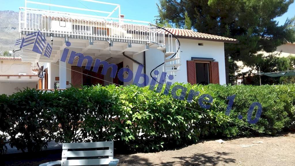 Facciata - Villa contrada dell'Ovo, Castellammare del Golfo - photo 2