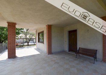 Villa Via Don Manzon , Bibiana - photo 6