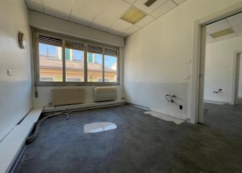 Stanza - Office Via Martiri della Liberazione, Chiavari - photo 2